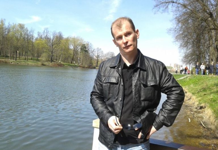 Я вибачила чоловіка після зради, але мої батьки досі не можуть ухвалити мого рішення. Їх постійно тиск стає нестерпним.