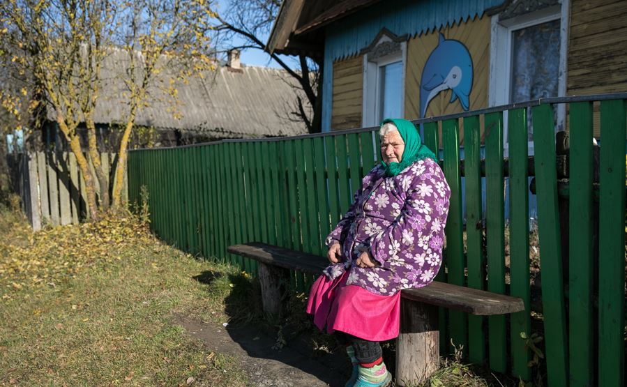 Мене завжди дивувало відсторонене ставлення свекрухи до моєї дочки. Її недавня посилка лише підтвердила мою позицію.