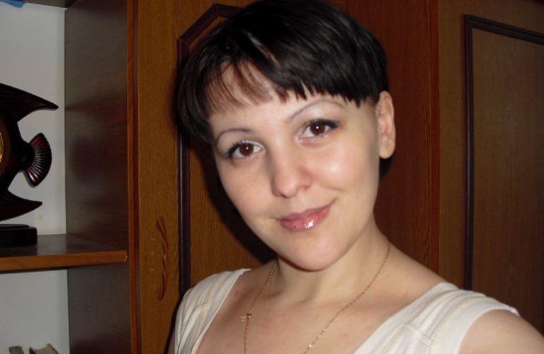 Мені так хотілося бути доброю сестрою, що я мало не занапастила своє життя: не поїхала вчитися, відмовлялася виходити заміж. Але через те, як мені потім відповіла сестра, була дуже прикро.