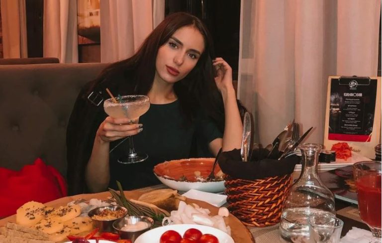 Моя подруга Інна робила все можливе, щоб підтримувати батьків та брата. Але коли ситуація дійшла до краю – подруга зробила рішучий крок.
