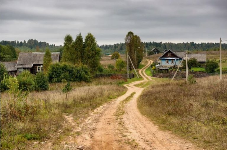 Шлюб з Арсенієм здавався мені порятунком з безпросвітного життя з батьками. Але його справжню натуру я побачила лише тоді, коли завагітніла наша дочка.