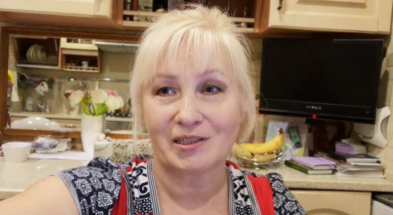 Я ніяк не могла налагодити стосунки зі своїм 13-річним пасинком, що призвело до серйозного конфлікту. Подумуючи про розлучення, я поставила перед чоловіком умову.