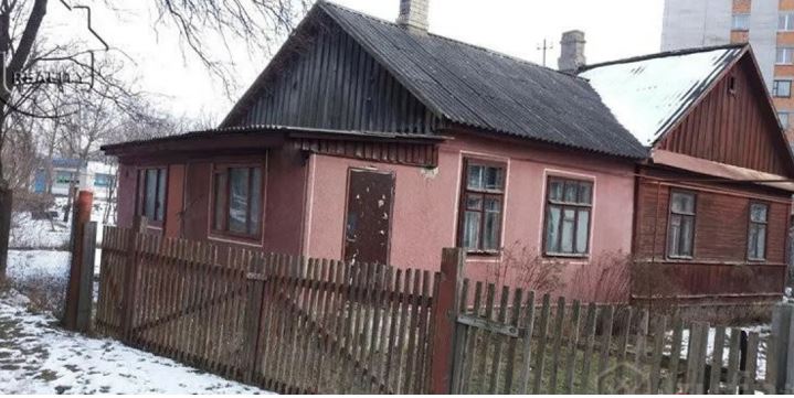 Коли господиня виселяла мене з квартири, я жартома запропонувала своєму хлопцеві переїхати до нього. Тоді я й подумати не могла, що це стане початком нашого щасливого сімейного життя.