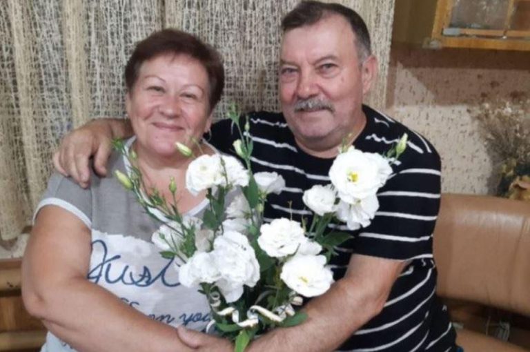 У свої 70 дід — після золотого весілля — пішов до іншої. Перше кохання — любов остання.