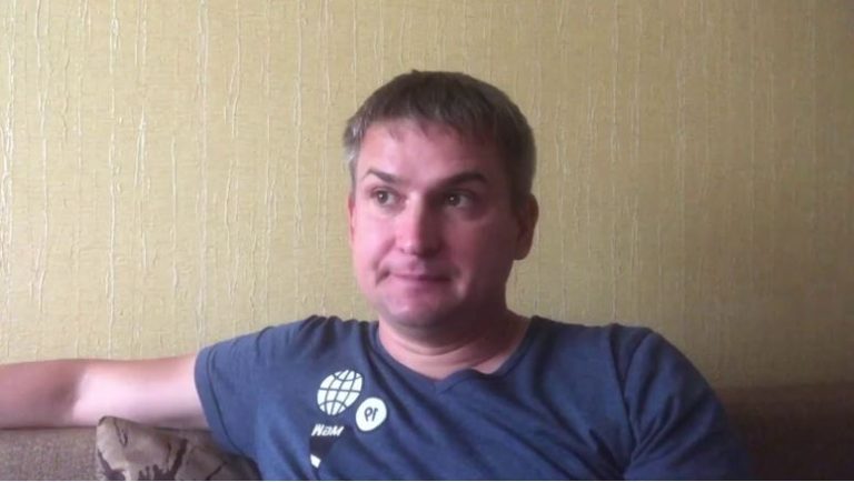 Зоя з дитинства сподівалася, що вони з Олексієм одружаться, як тільки стануть дорослими. Але доля приготувала їм чимало випробувань.