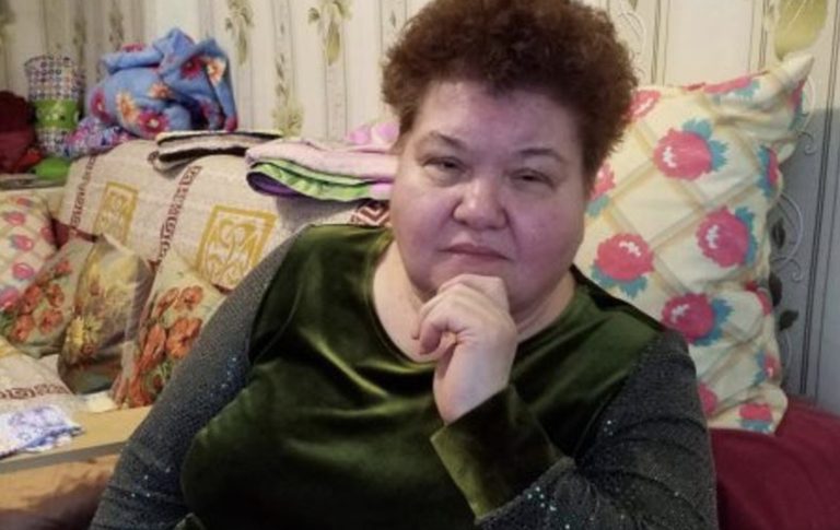 ”Треба було думати головою, а не народ жувати підряд”, – ось як відповіла мені рідна мати, коли я в неї попросила доnомогти з житлом, ось уже на хабство