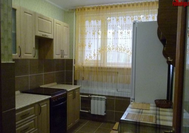 Мій чоловік вирішив, що нічого страшного не станеться, якщо будинок, який ми купуємо на наші спільні гроші, буде записаний на ім’я його матері.