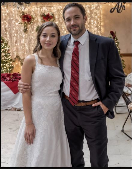 Mia figlia è diventata la moglie del mio ex marito, ma durante il matrimonio mio figlio mi ha confessato qualcosa che mi ha gelato il sangue.